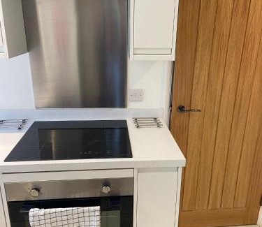 Botley Apartment | High Hedges Apartment A