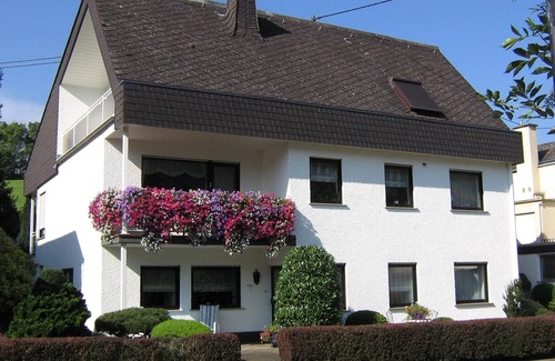 Senheim Apartment | High-quality first floor vacation apartment * in Senhals near Cochem-Mosel