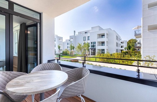 Alt-Travemunde/Ronnau Apartment | High-quality, modern apartment with loggia and spacious SPA area in the building