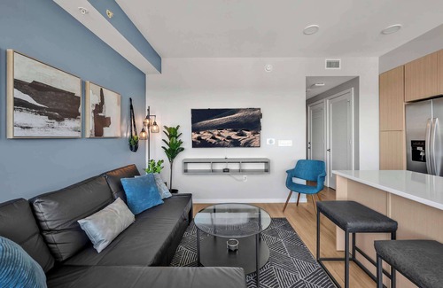 Glenwood South Apartment | High-Rise Apt Raleigh Free Parking & Sunset View 2