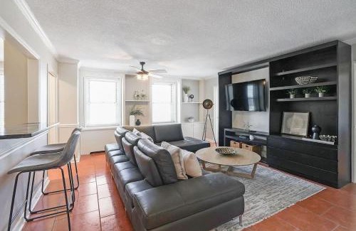 Old Fourth Ward House | High Rise Condo Downtown ATL with Views