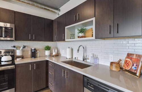 Spokane Apartment | High Rise with Gym and Free Parking
