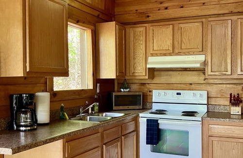 Stanton Cabin | High Rock Cabin | RRG | Hot Tub!