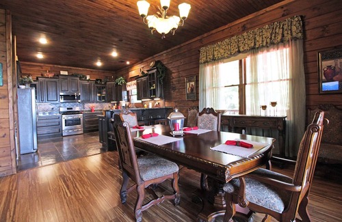 Almond Cabin | High Shade- Amazing Views