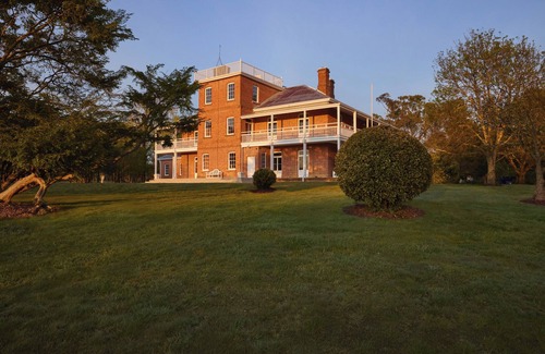 Bango House | HIGHCLERE FARM - A MANSION HOMESTEAD WHERE FRESH COUNTRY AIR AWAITS YOU!