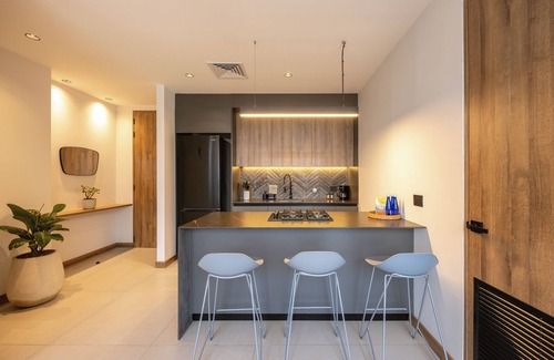 San Diego Apartment | Highend 1BR unit with Jacuzzi and A/C in El Poblado