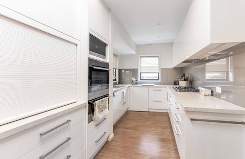 Highett House | Highett Charm - 3 Bedroom Unit