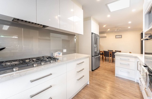 Highett House | Highett Charm - 3 Bedroom Unit