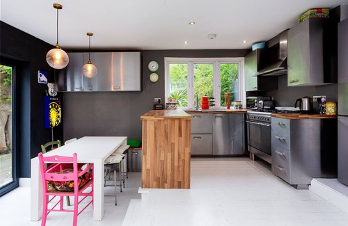 Highgate House | Highgate High Notes, by Veeve