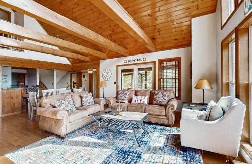 McHenry House | Highland Cottage