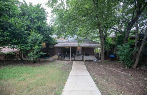 Birmingham House | Highland Drive Hideaway