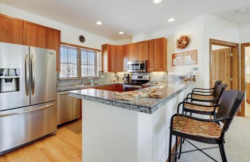 The Highlands House | Highland Greens 66 townhouse