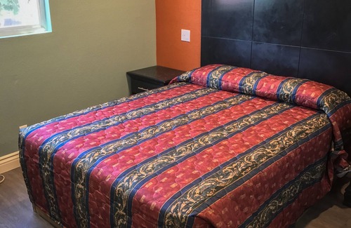 Eagle Rock Hotel | Highland Park Motel