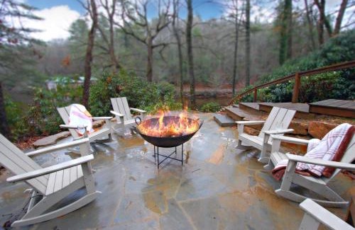 Lake Sequoyah House | Highlands Hideout