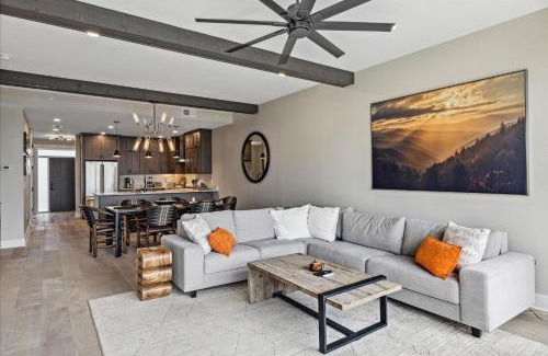 Gatlinburg House | Highlands of the Smokies 210 3br