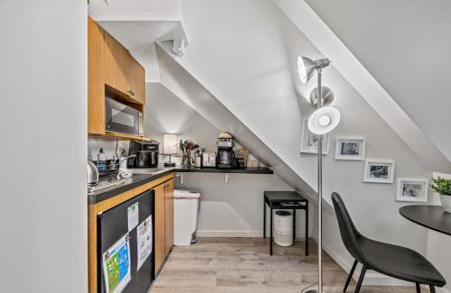 Midtown West Apartment | Highly Recommended Studio Near Times Square