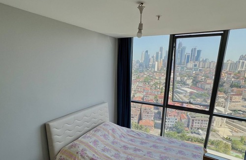 Atasehir Apartment | HIGHRISE FLAT WITH PANORAMIC ISTANBUL VIEW