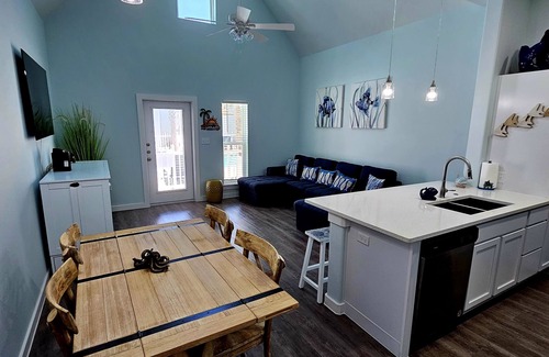 Corpus Christi House | Hightide Hideaway Beach Getaway.
