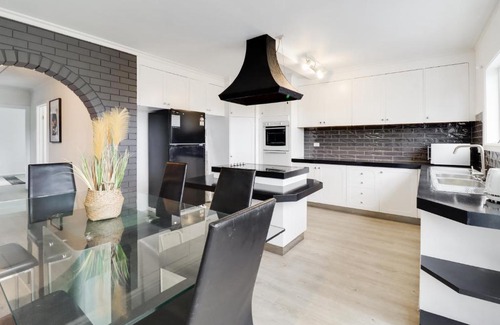Highton Hotel | Highton Accommodation (Geelong)
