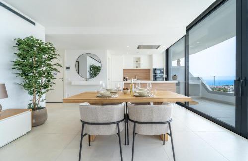 Fuengirola Apartment | Higuerón Rental West Sunrise