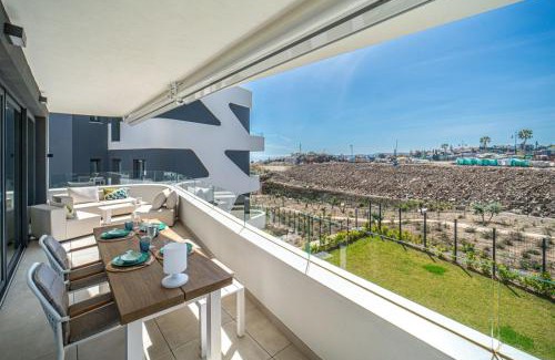 Fuengirola Apartment | Higueron West Property Collection - La Vida Feliz Andalucia by HWPC