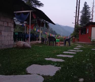 Gunehr Resort | Hiideout Cottages