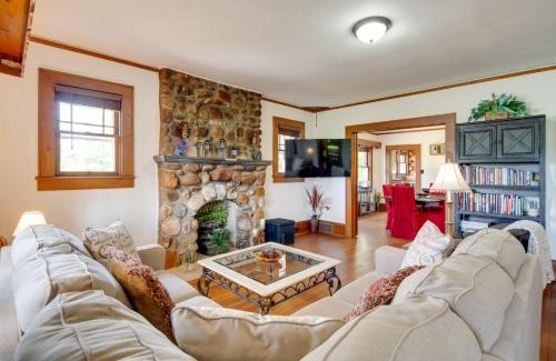 Candler House | Hike and Explore Mountain-View Escape in Candler