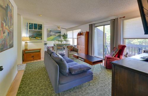 Port Angeles Apartment | Hike, Bike and Explore Apt 2 Mi to Hollywood Beach
