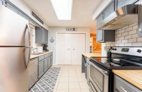 Bella Vista House | Hike & Bike Blak- 2 BR-2 Bath House