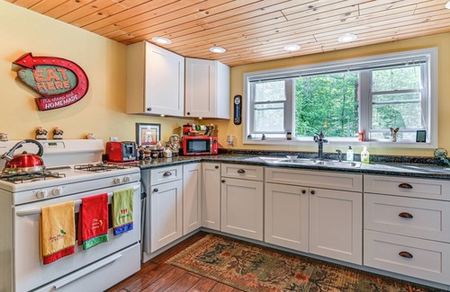 Dansville Cabin | Hike, Bike, Fish & More: Dansville Cabin w/Yard!
