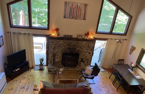 Wardsboro House | Hike, Bike, Ski! Southern VT house with Fireplace and Hot Tub