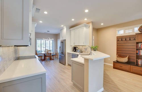 Surprise House | Hike & Golf: Surprise Home w/Patio & BBQ
