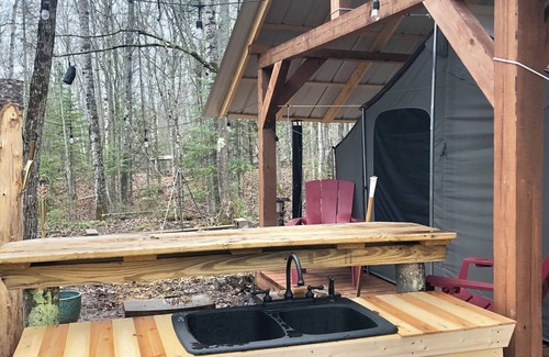 Bayfield RV Rental | Hike-In Glamping in Bayfield Wisconsin - Sailor Springs Glamping