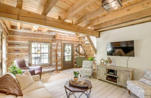 Weaverville House | Hike, Leaf Peep and More Sleek Cabin in Weaverville