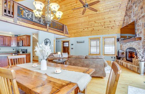 Terra Alta House | Hike, Ski and Raft Terra Alta Cabin with Large Deck