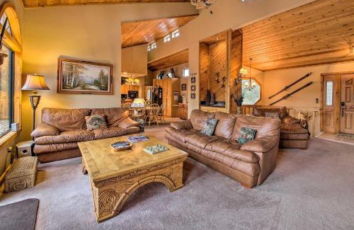 Fox Farm House | Hike, Ski, Fish Big Bear Lake Lodge with Deck