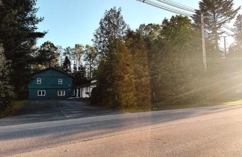 Lake Placid House | Hike & Ski Hideaway @ Lake Placid, NY