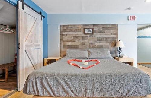 Twin Mountain House | Hike the Presidential's & Relax in the Hot tub #6