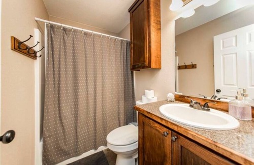 Russellville House | Hikers Haven Near Tech and ANO