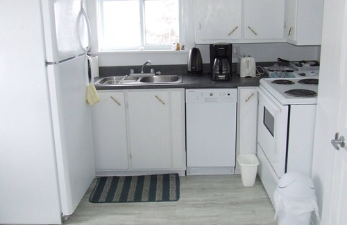 Twillingate House | Hikers paradise, main trails 5 min. walk.