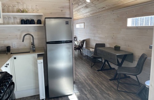 Trenton Cottage | Hiking - Rock Climbing - Mountaintop - Private - Firepit - Chattanooga - Cloudland Canyon -Farmstay