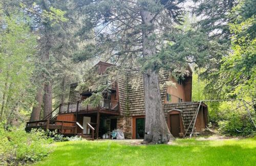 Sundance House | Hildas Haven on the Stream Sundance Utah
