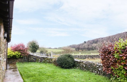 Carnforth Cottage | HILL BANK, family friendly, with open fire in Hutton Roof