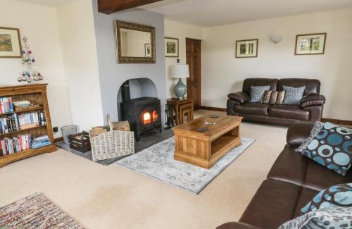 Carnforth House | Hill Bank