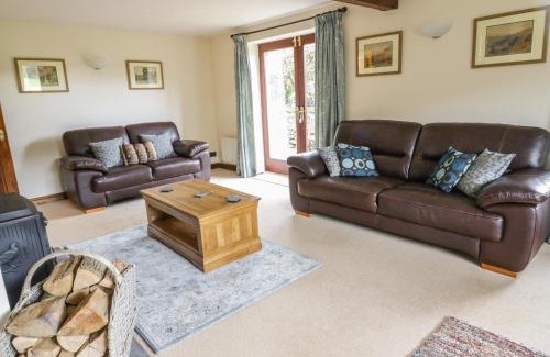 Carnforth House | Hill Bank