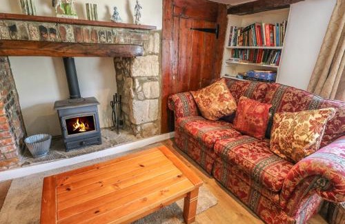 Freshwater House | Hill Farm Cottage
