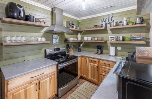 Minocqua House | Hill Hideaway Cottage Unit 2