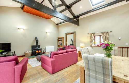 Newland Near Ulverston House | Hill Side Barn