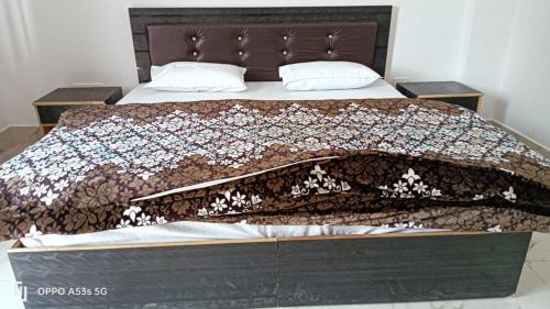 Narainkoti Hotel | Hill view hotel jamu
