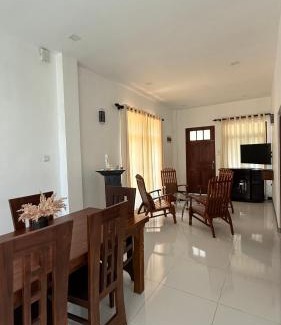 Udapalatha Villa | Hill View Villa in Gampola